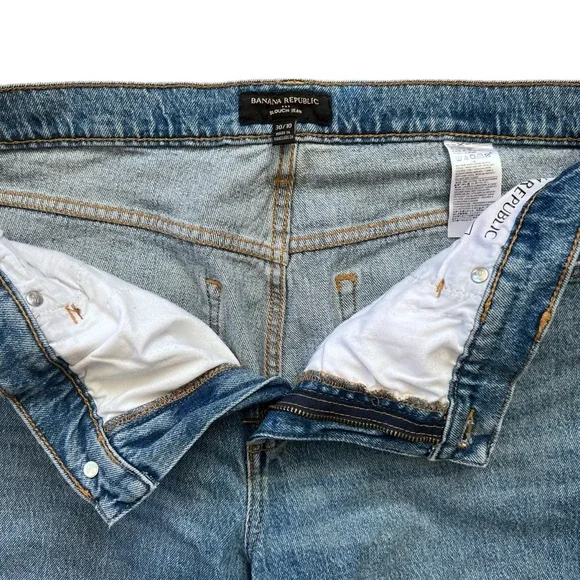 BANANA REPUBLIC Women’s Medium Wash Cuffed Slouch Jeans Size 30/10 - Picture 3 of 6